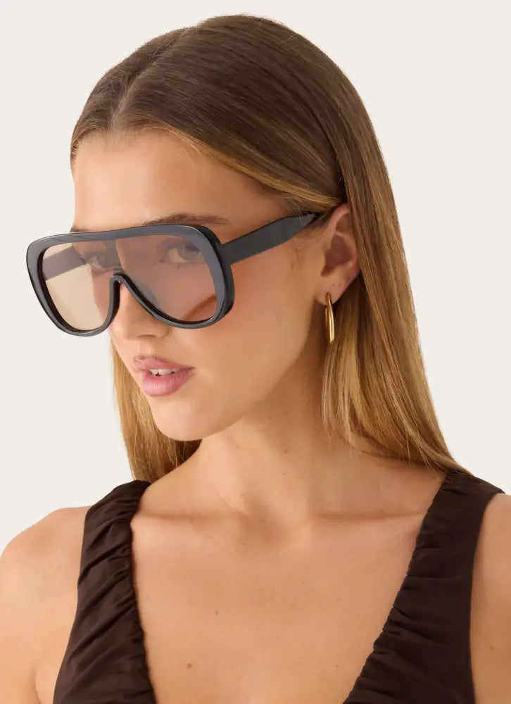 Extra Mile Sunglasses - Black - Black / One Size - Sunglasses